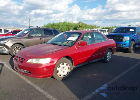 2000 Honda Accord 2.3 Se from USA, damaged, VIN JHMCG6698YC022323